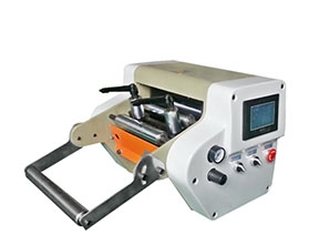 伺服送料機-300一體