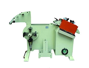 自動送料矯正機